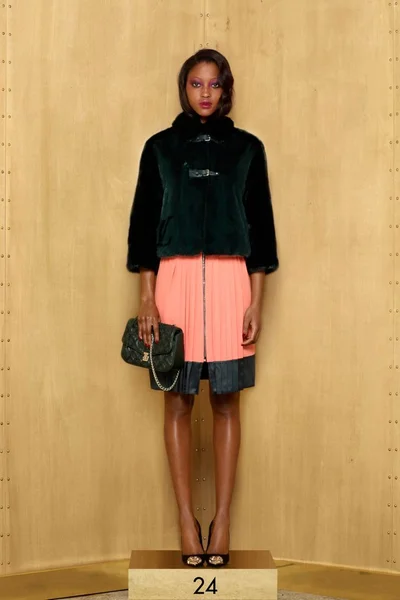 Look 24